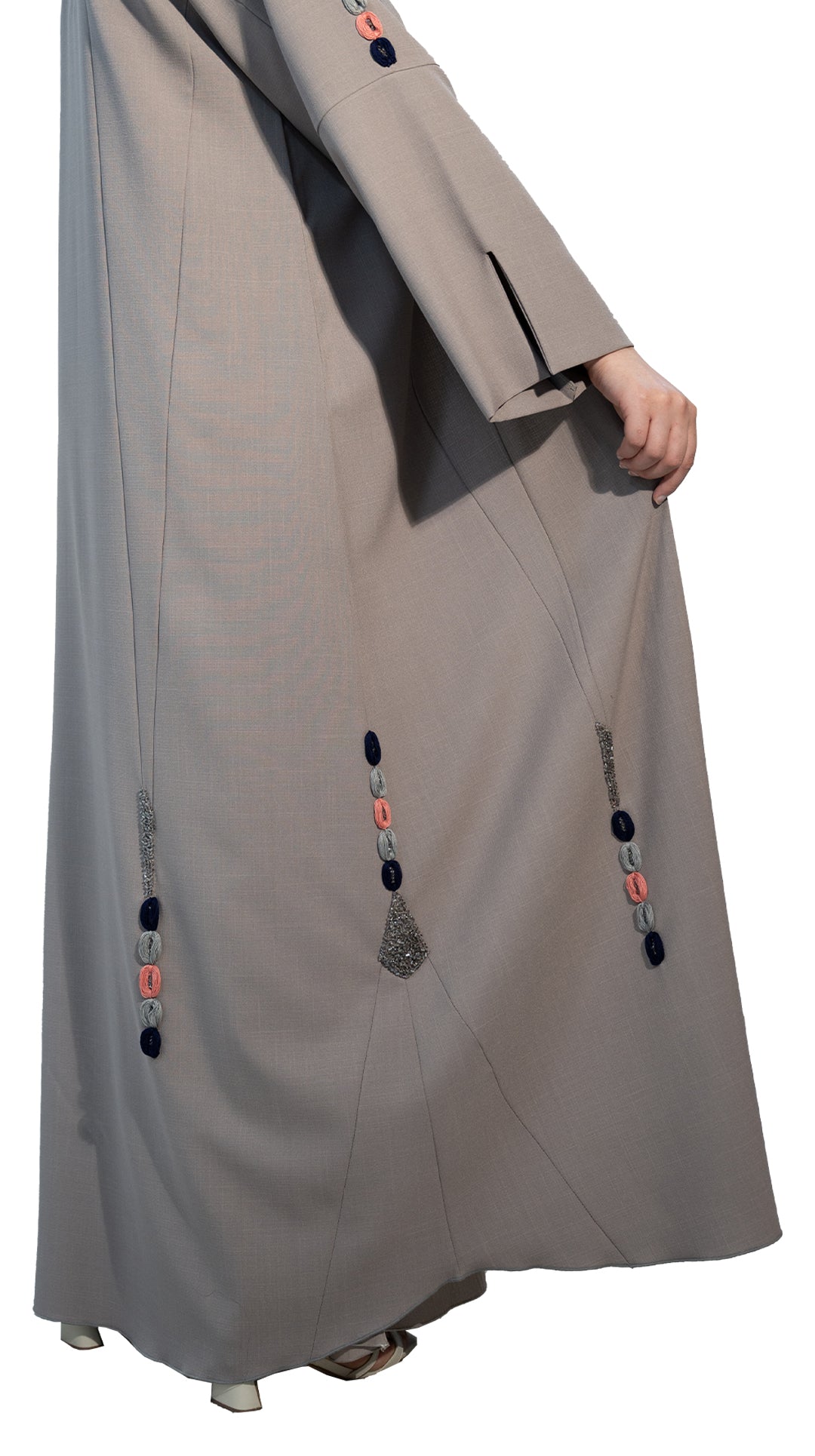 Flowing-abaya-with-beads-and-thread-work-661