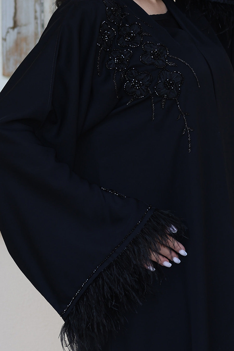 Black-Feathered-Elegance-Abaya-775