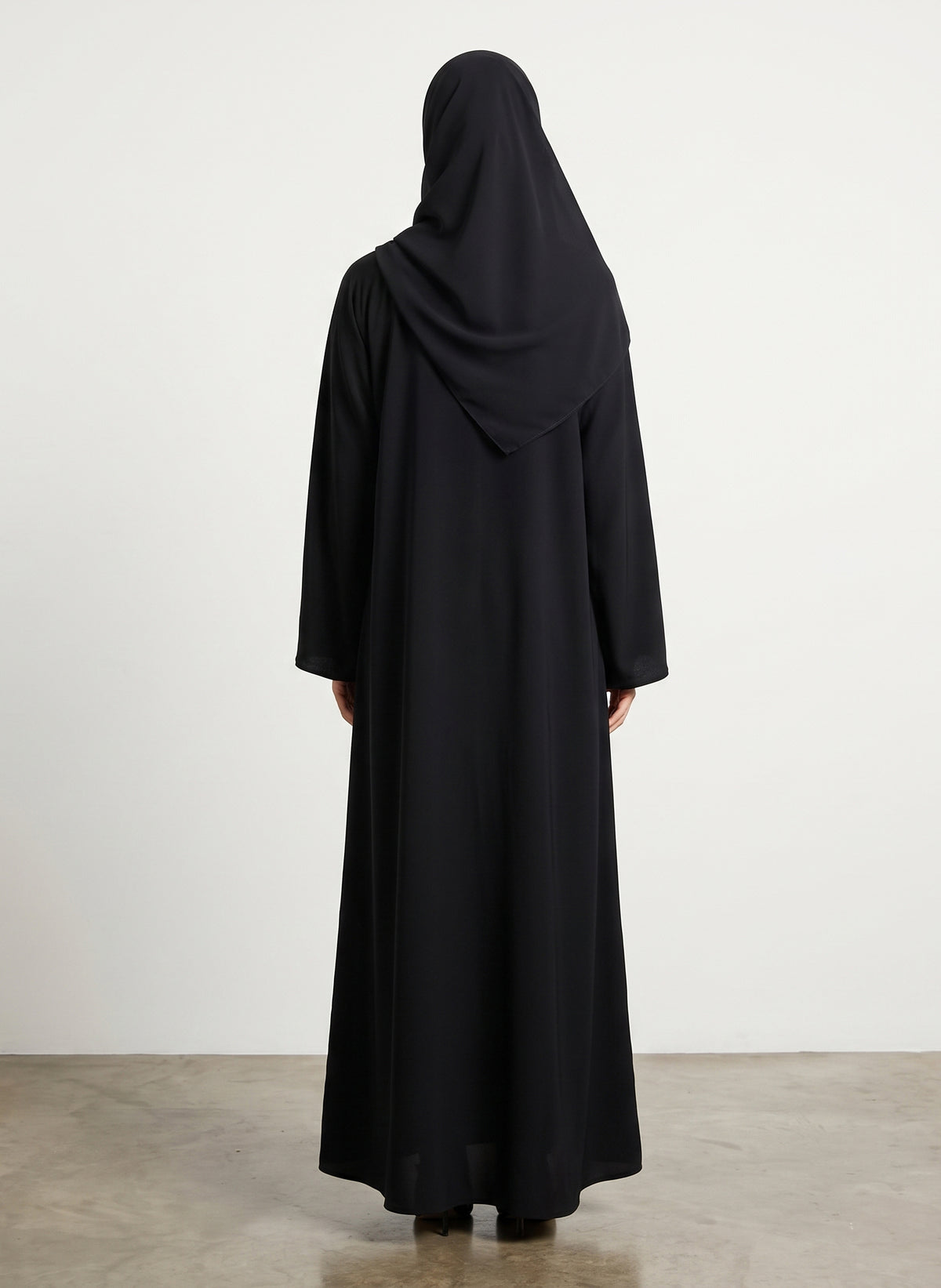 Luxe-Beaded-Floral-Bodice-Abaya-|-Nida-Fabtic-948