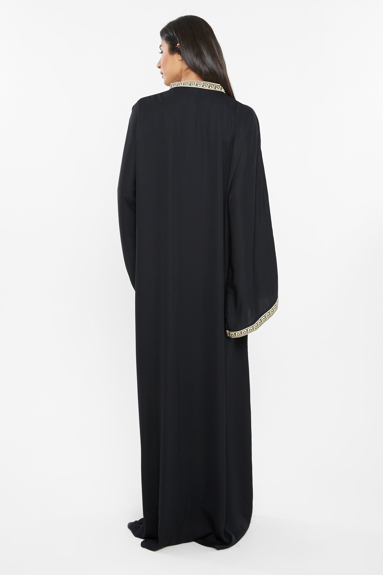 Black-Lace-Abaya-reimagines-classic-modesty-with-a-whisper-of-modern-sophistication.-AJ103A