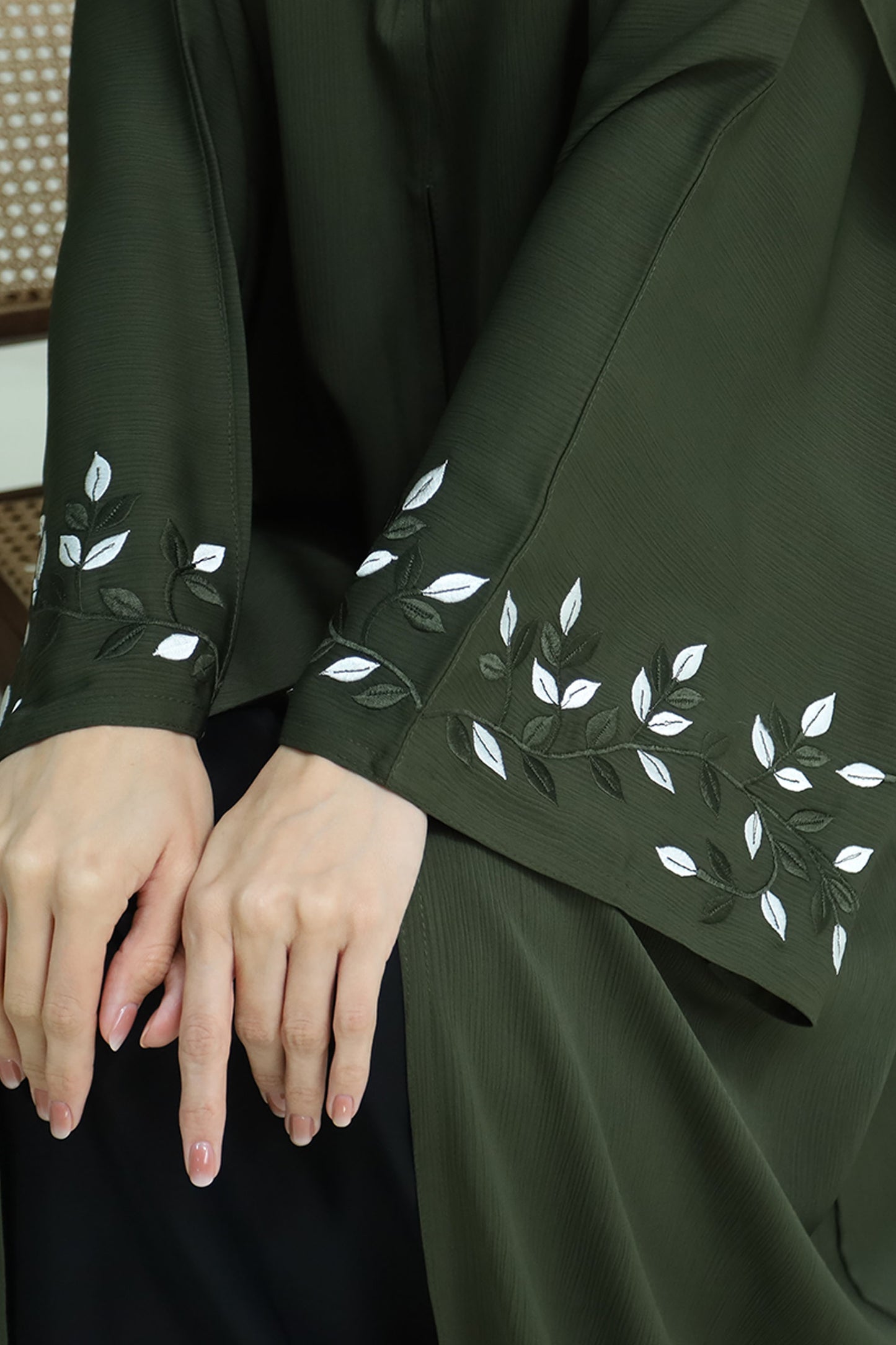Olive leaf abaya-N117A