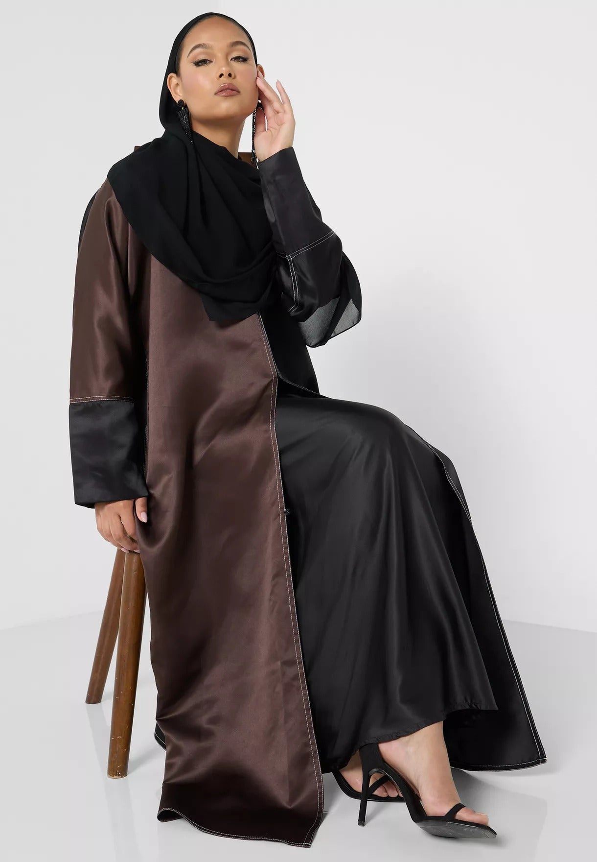 Nukhbaa Premium Abaya-ABC02
