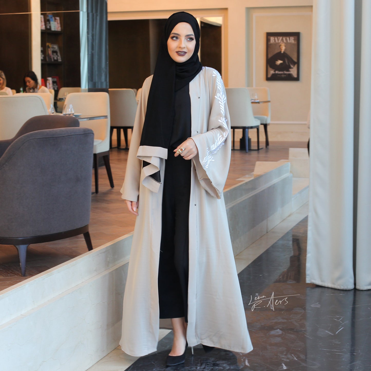Abaya-AJ1002A