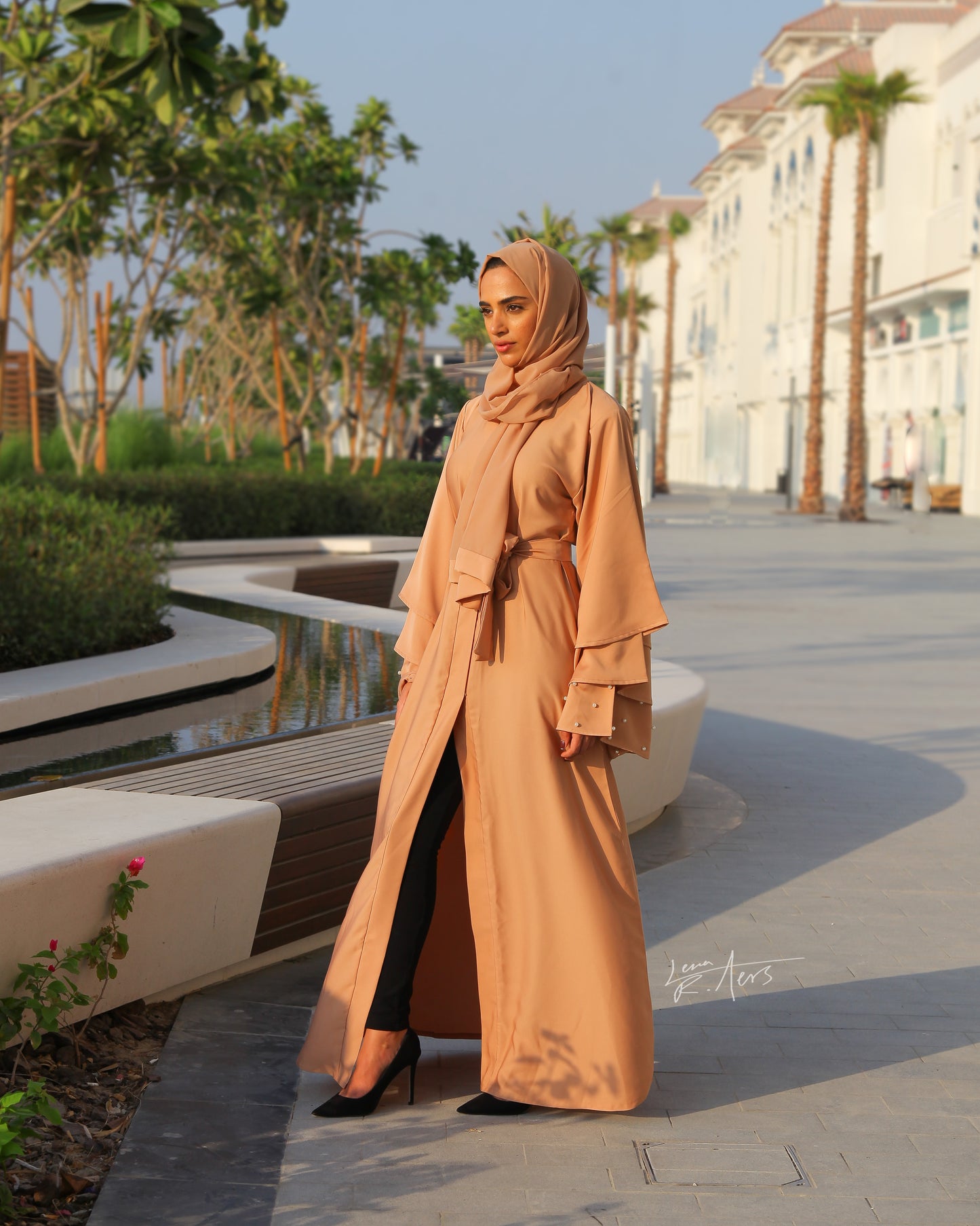 Abaya-AJ1018A