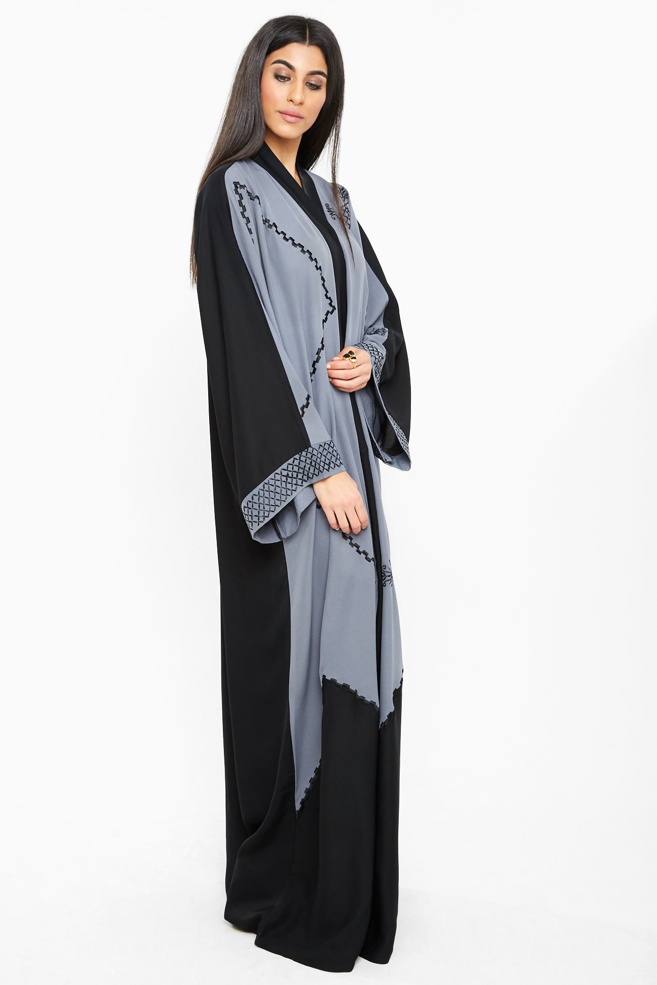 Abaya-AJ140A