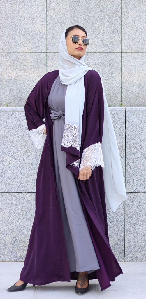 Yasmine abaya
