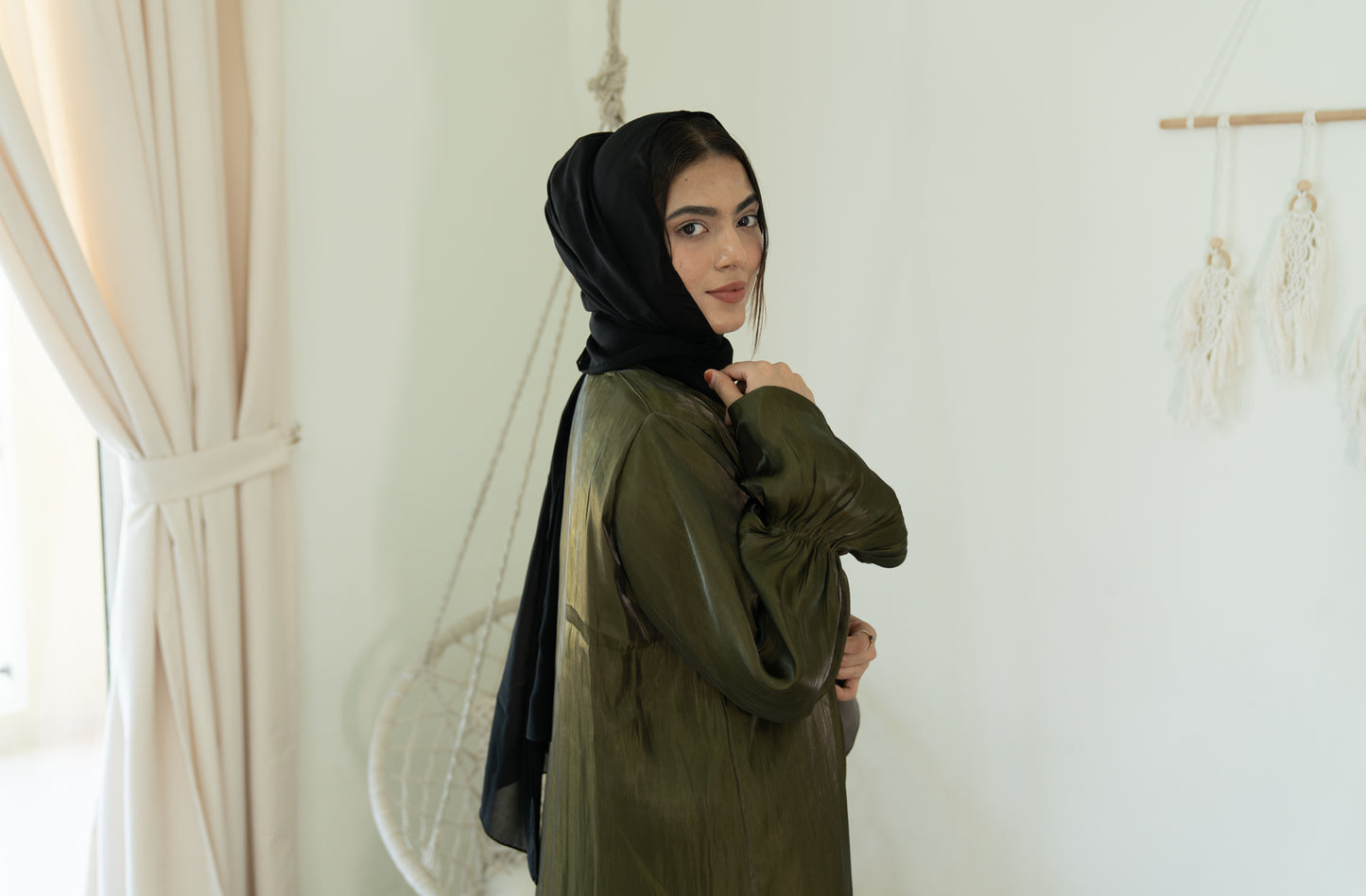 Nukhbaa Premium Abaya