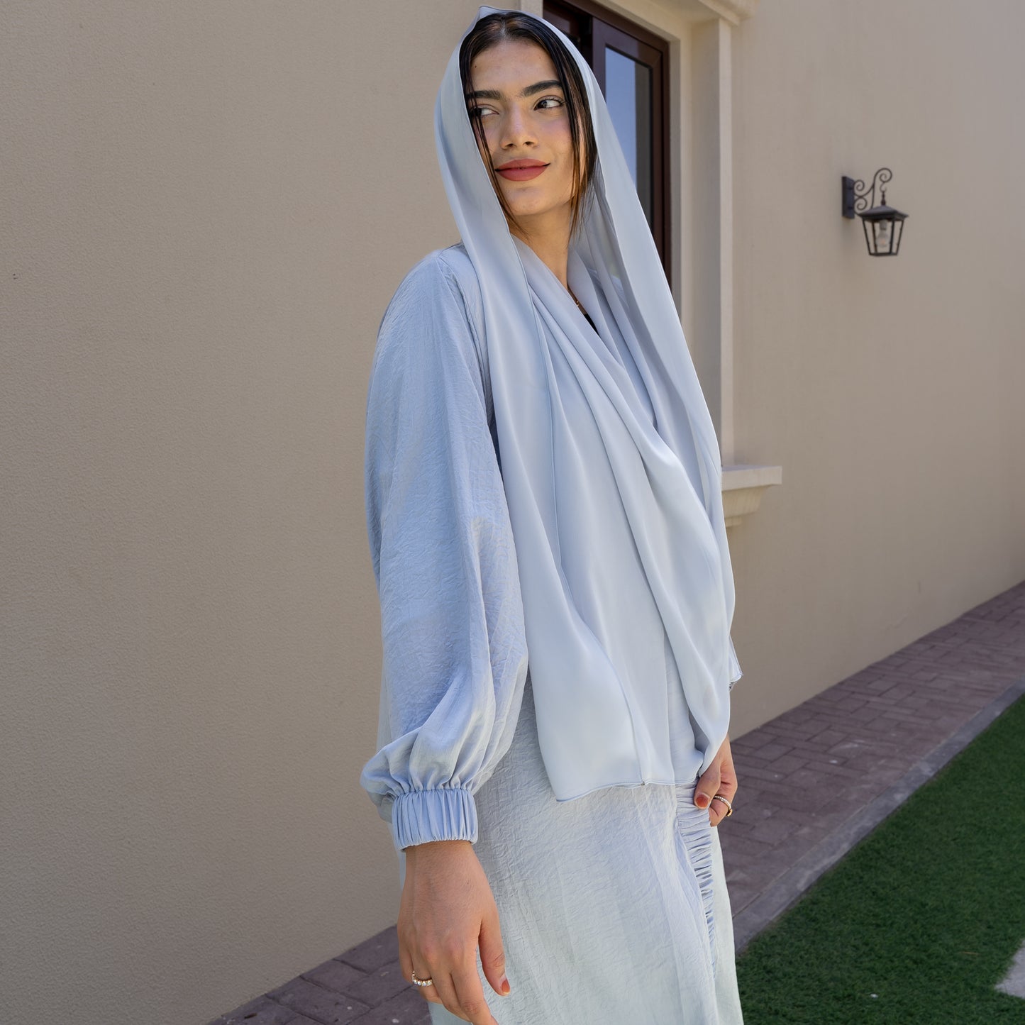 Breeze abaya