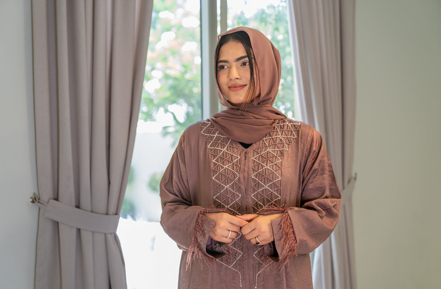 Nukhbaa Premium Abaya