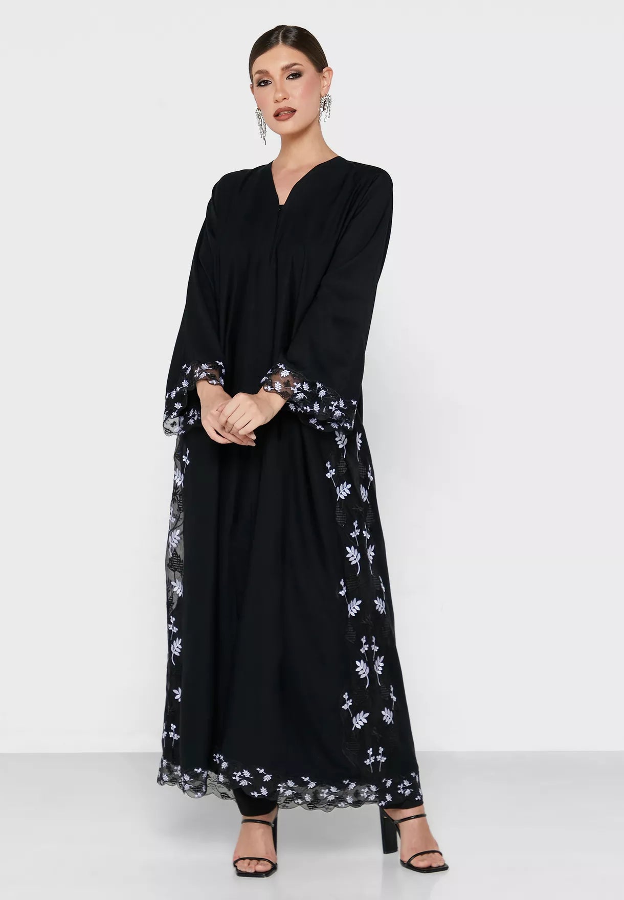 Nukhbaa Premium Abaya