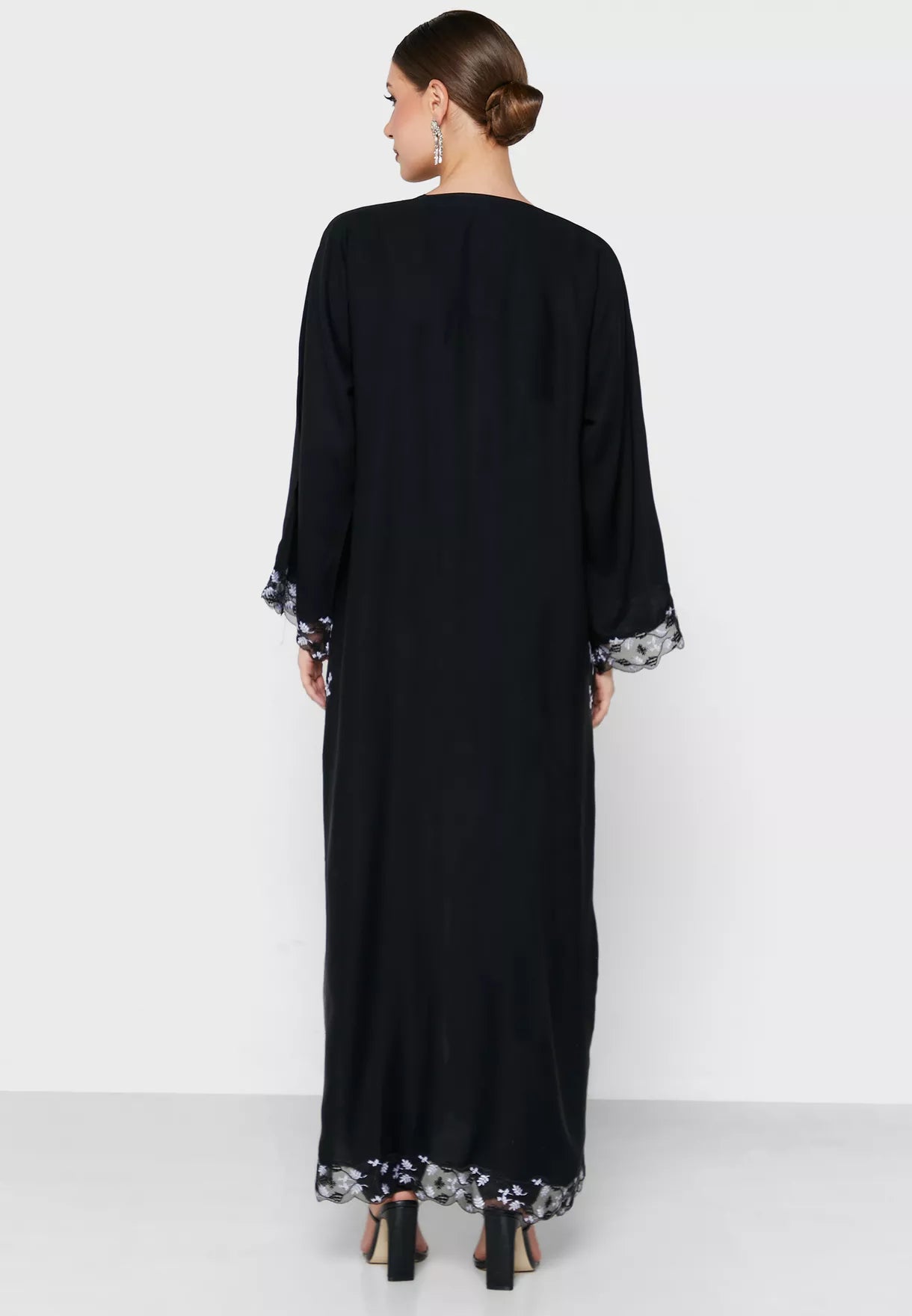 Nukhbaa Premium Abaya