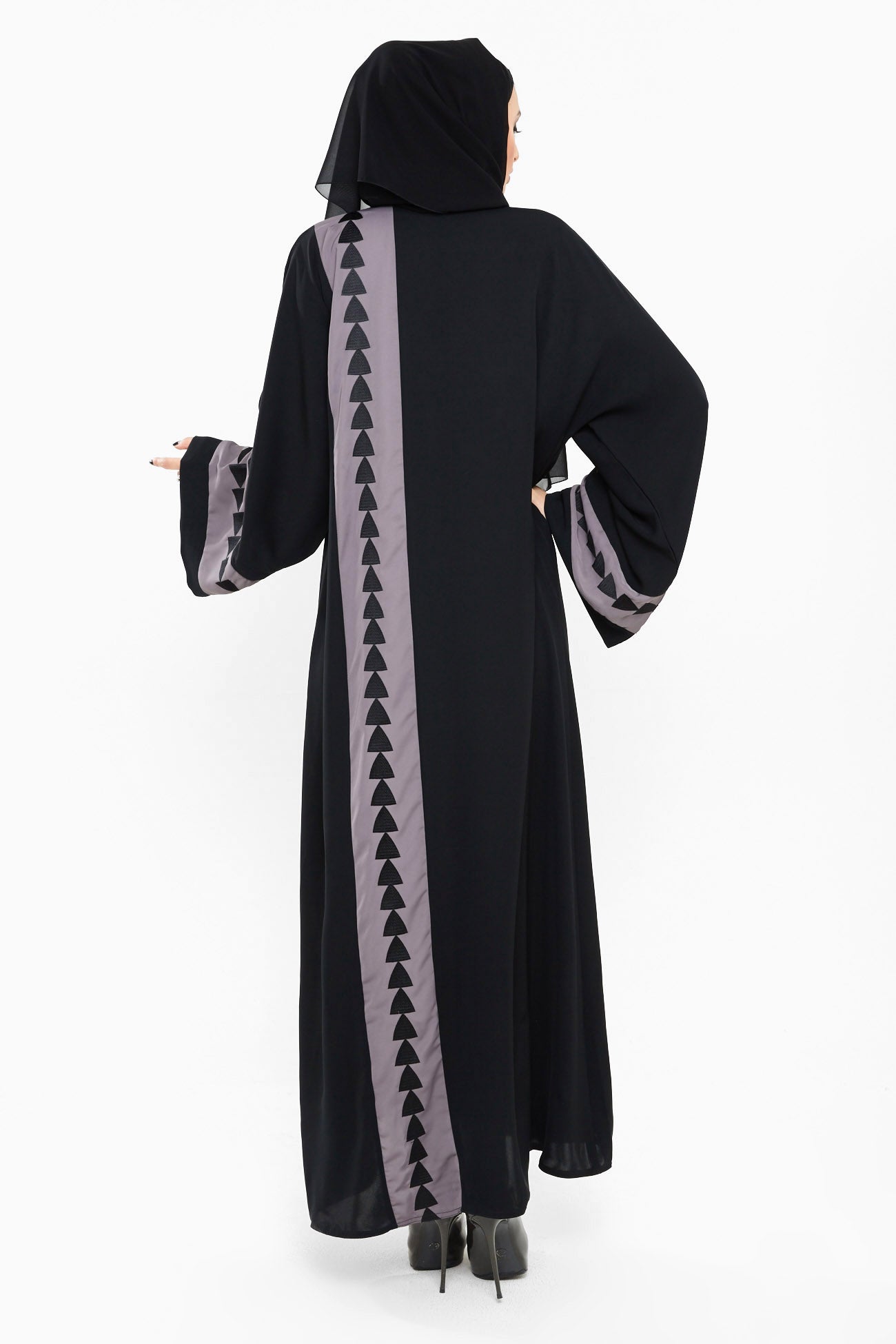 Abaya-AJ423A