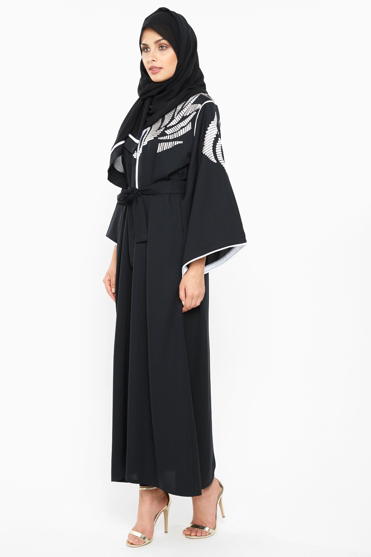 Abaya-AJ677A