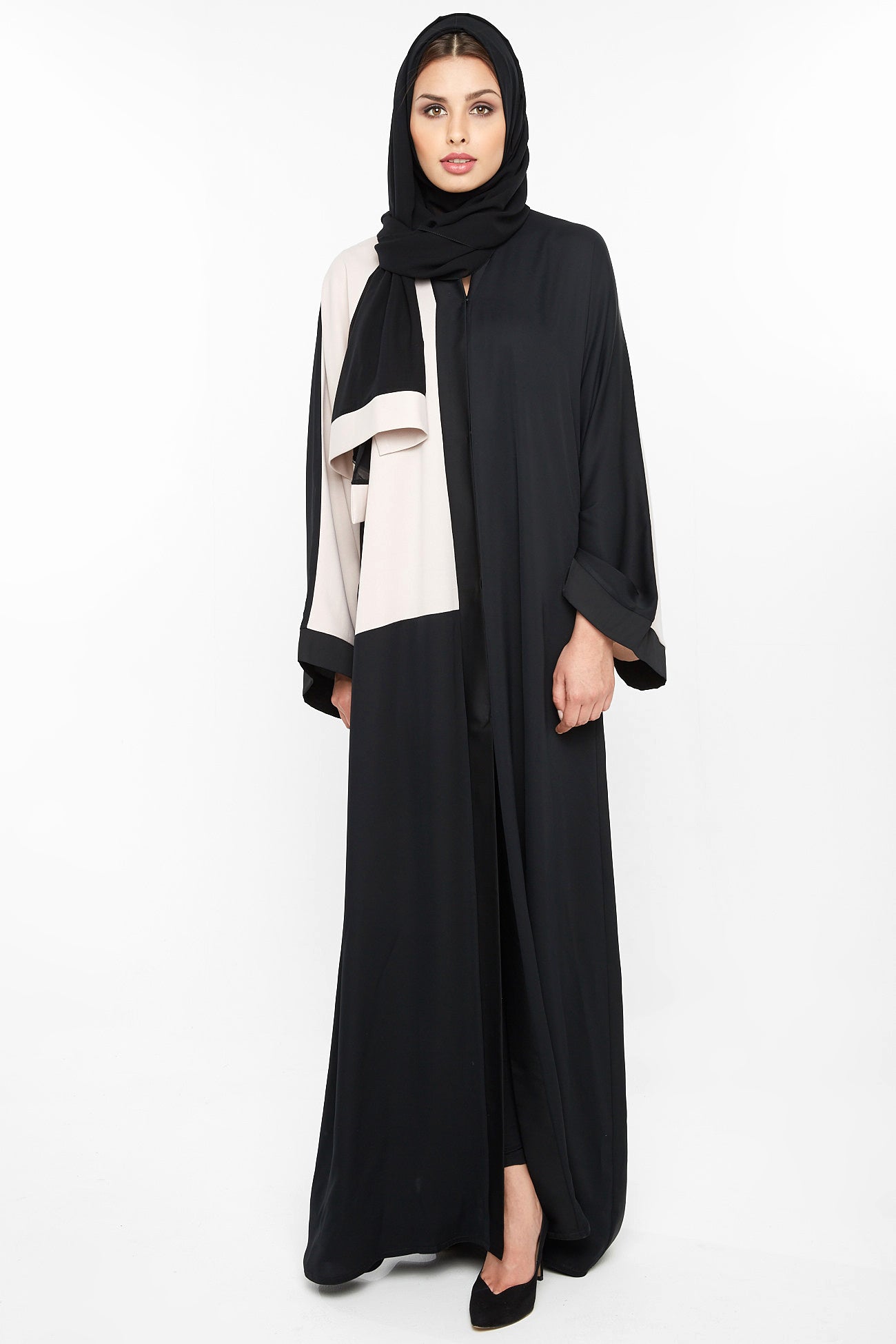 Abaya-Aj390A