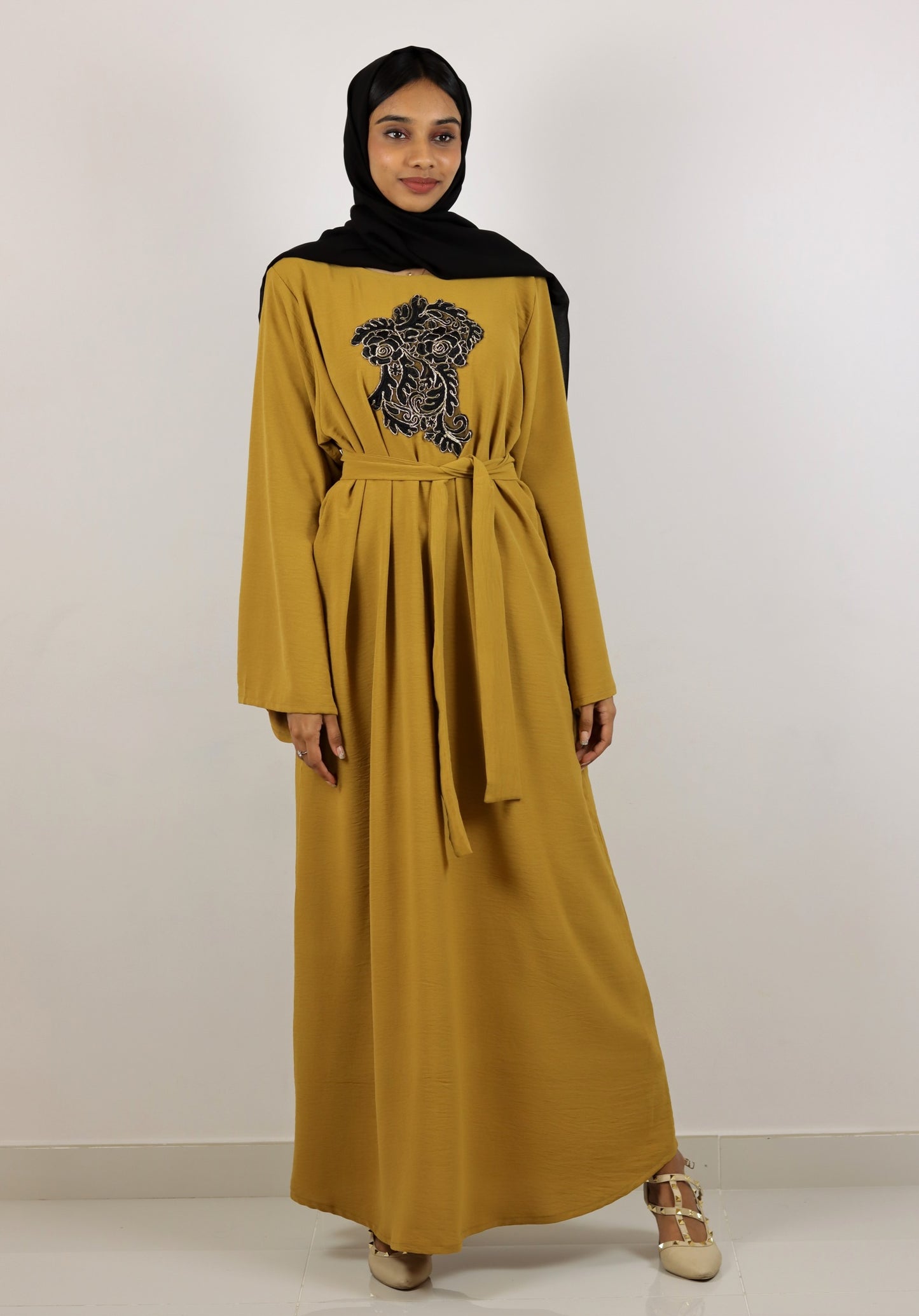 Premium nukhbaa abaya