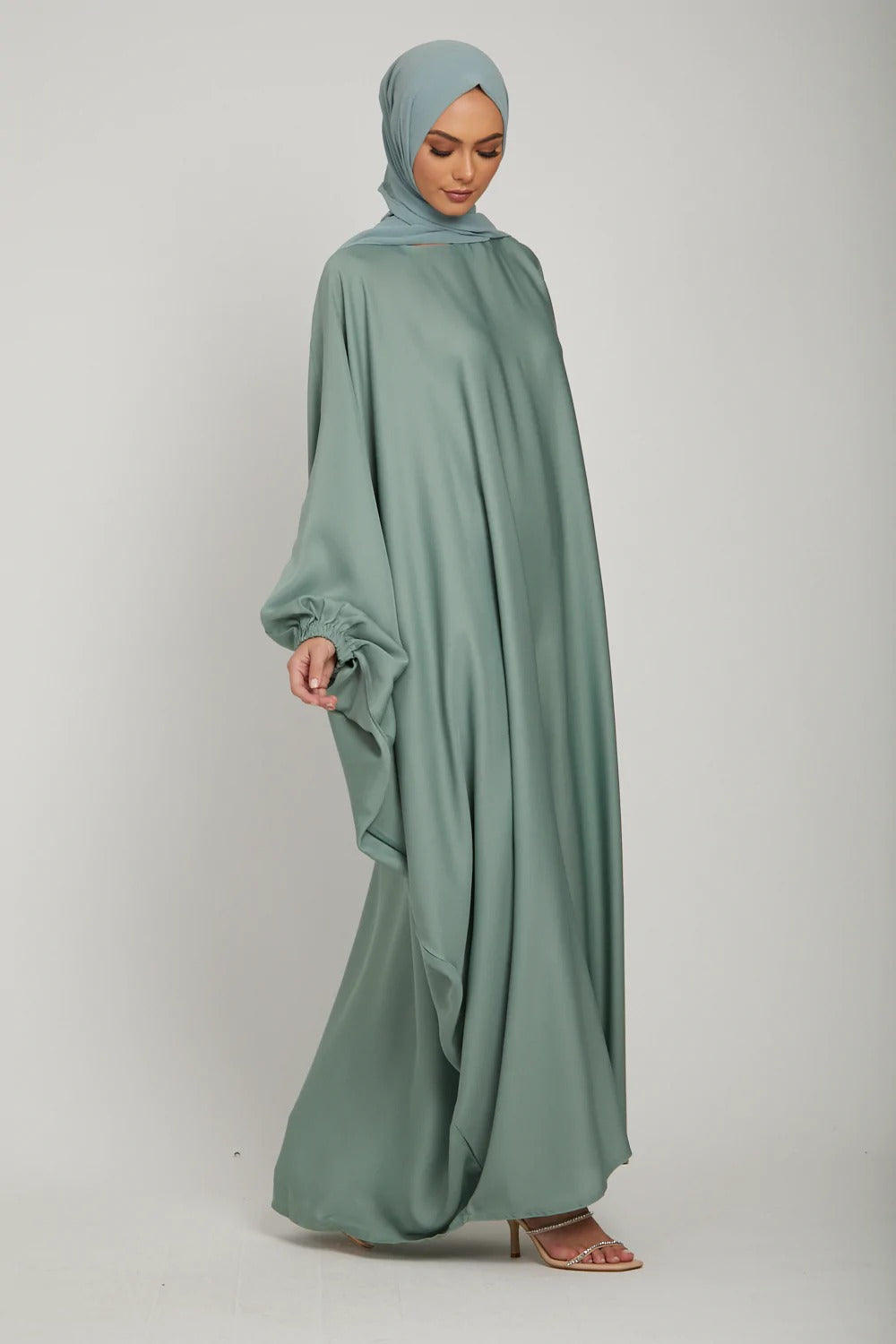 Nukhbaa Premium Abaya