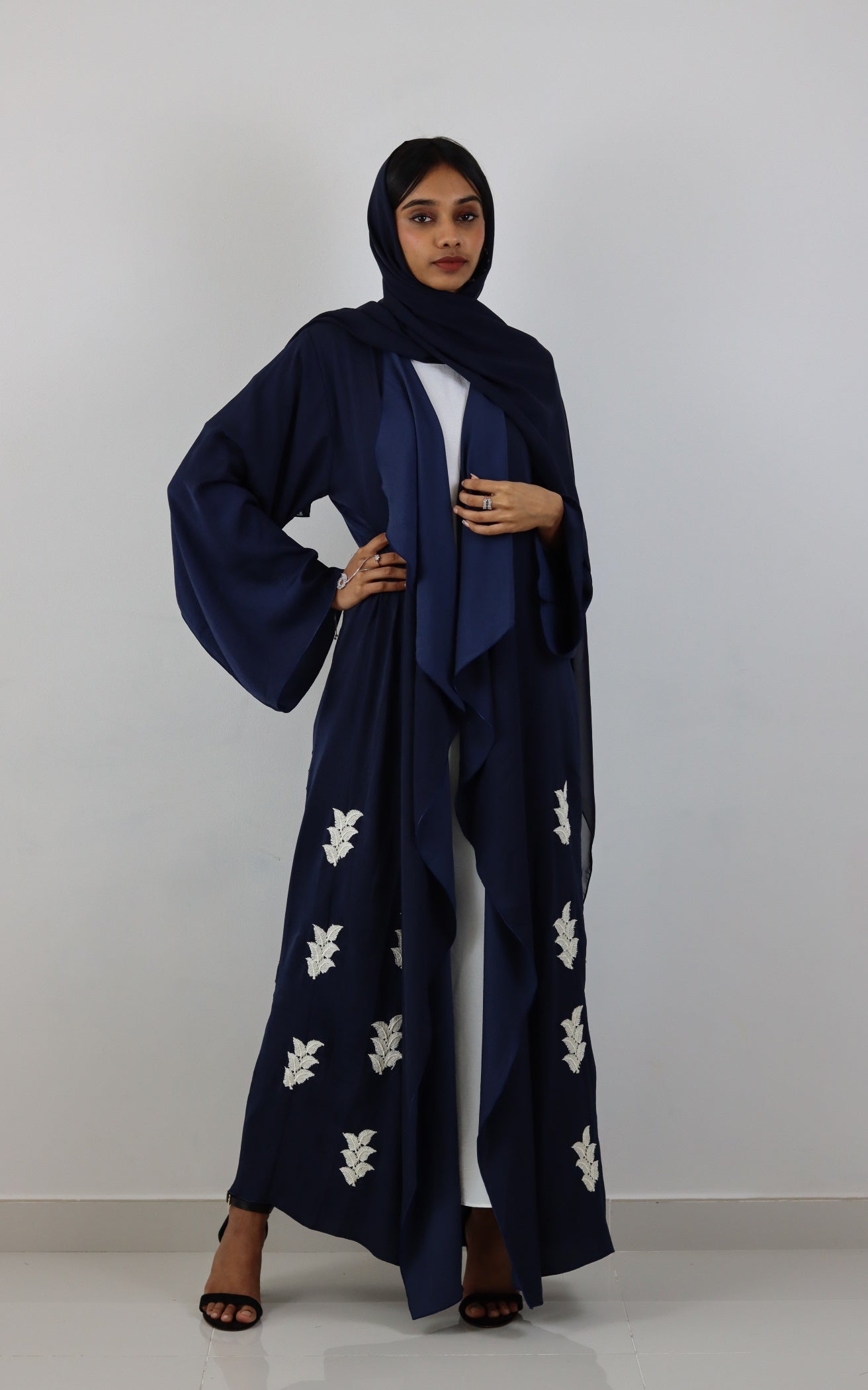 Nardin abaya