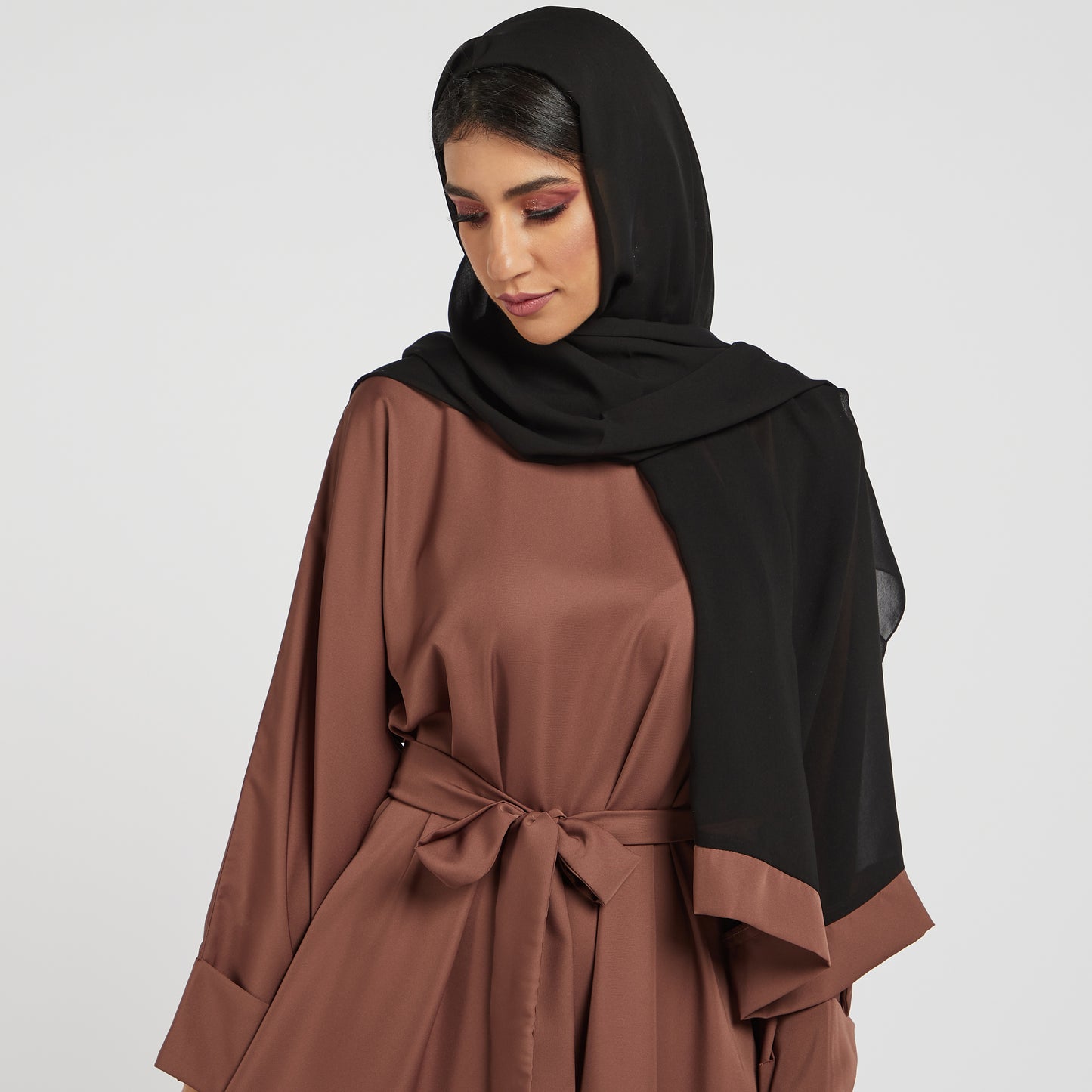 Premium nukhbaa abaya