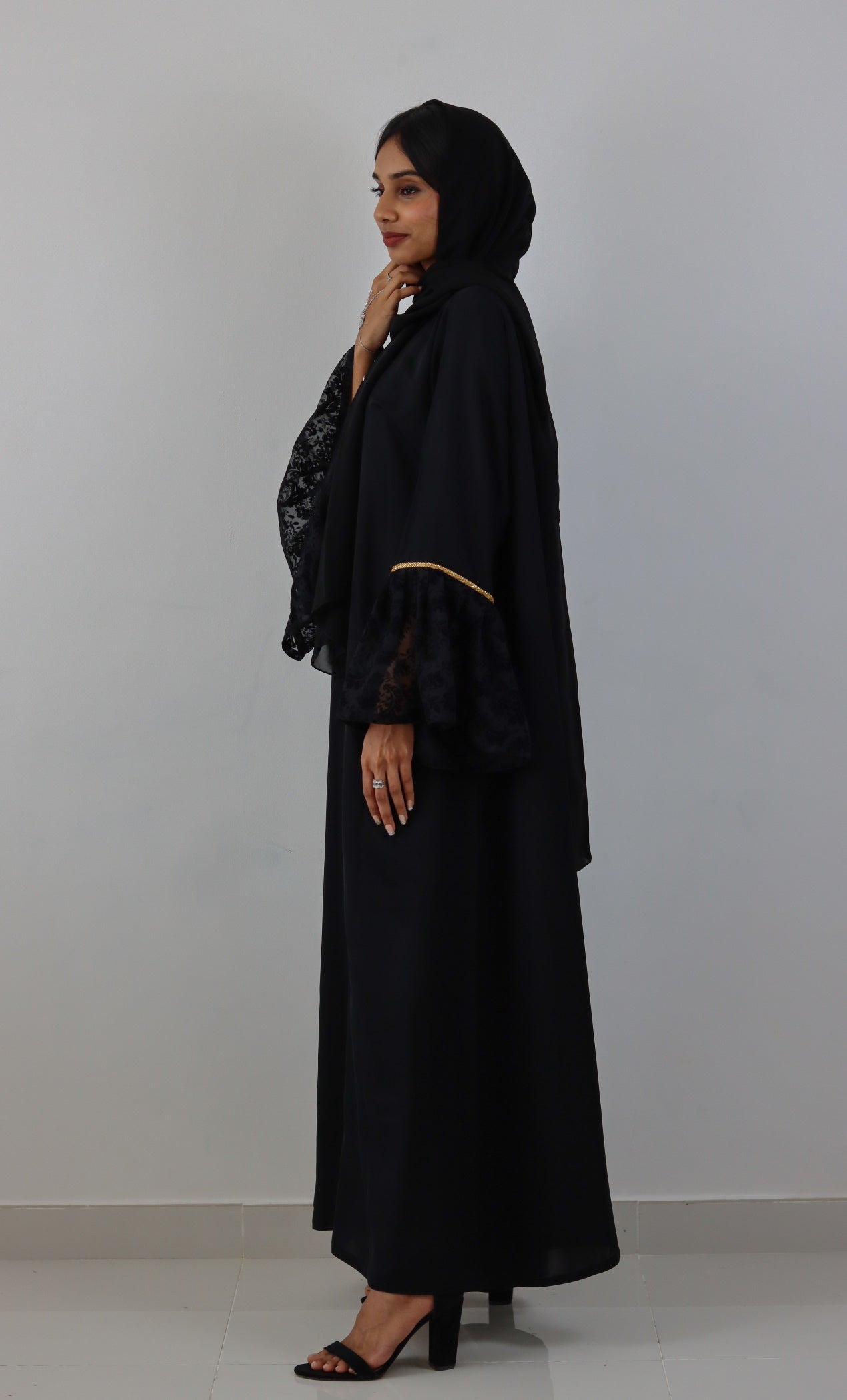 Premium nukhbaa abaya