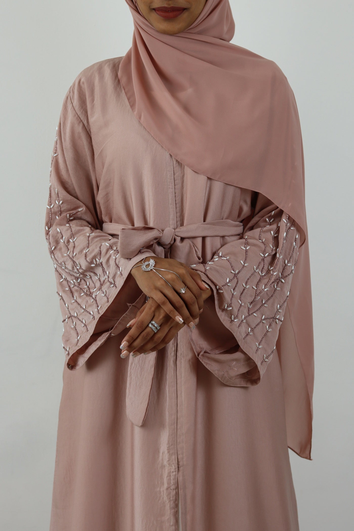 Premium nukhbaa abaya