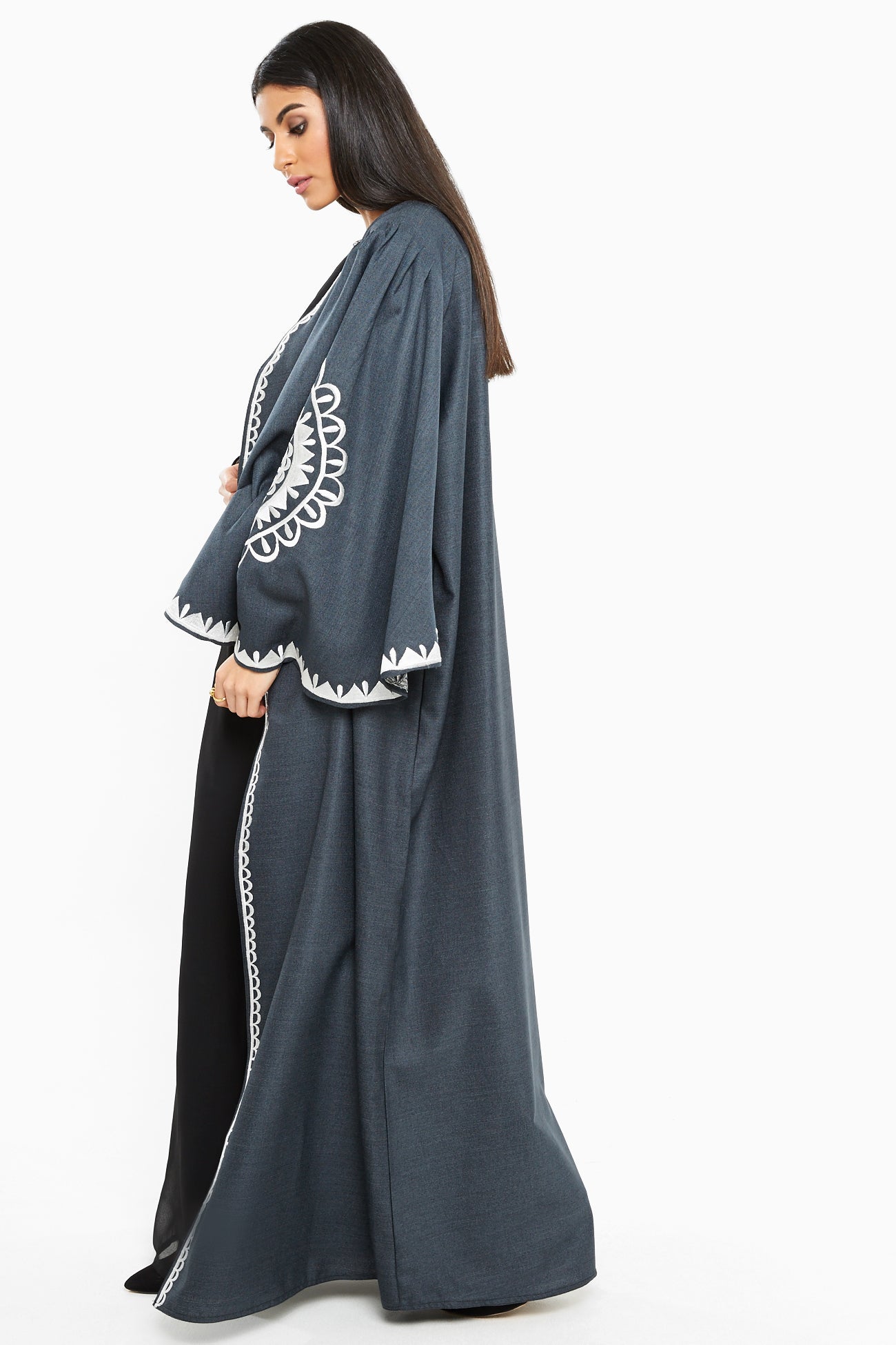Abaya-SB210A