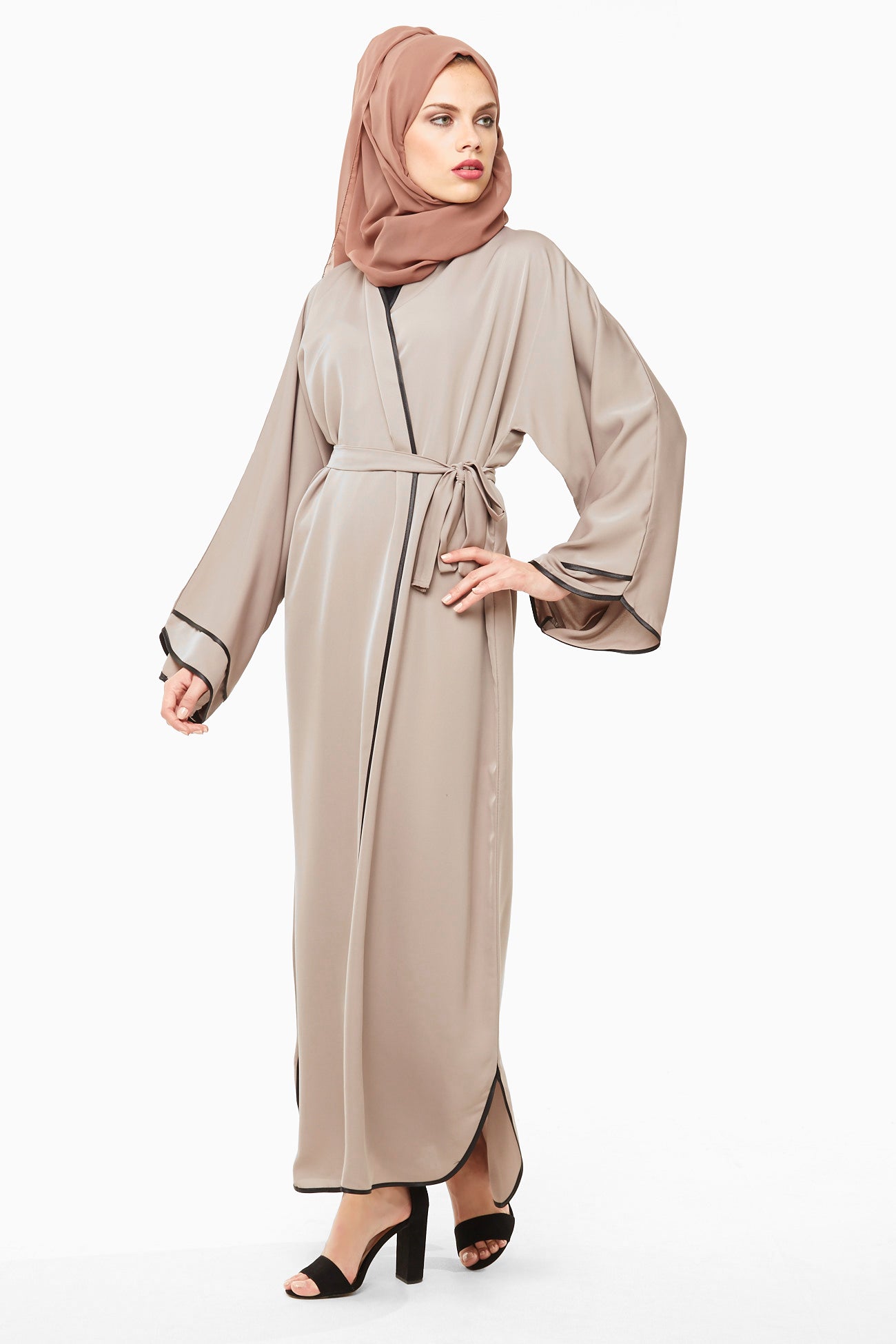 Abaya-SQ18A