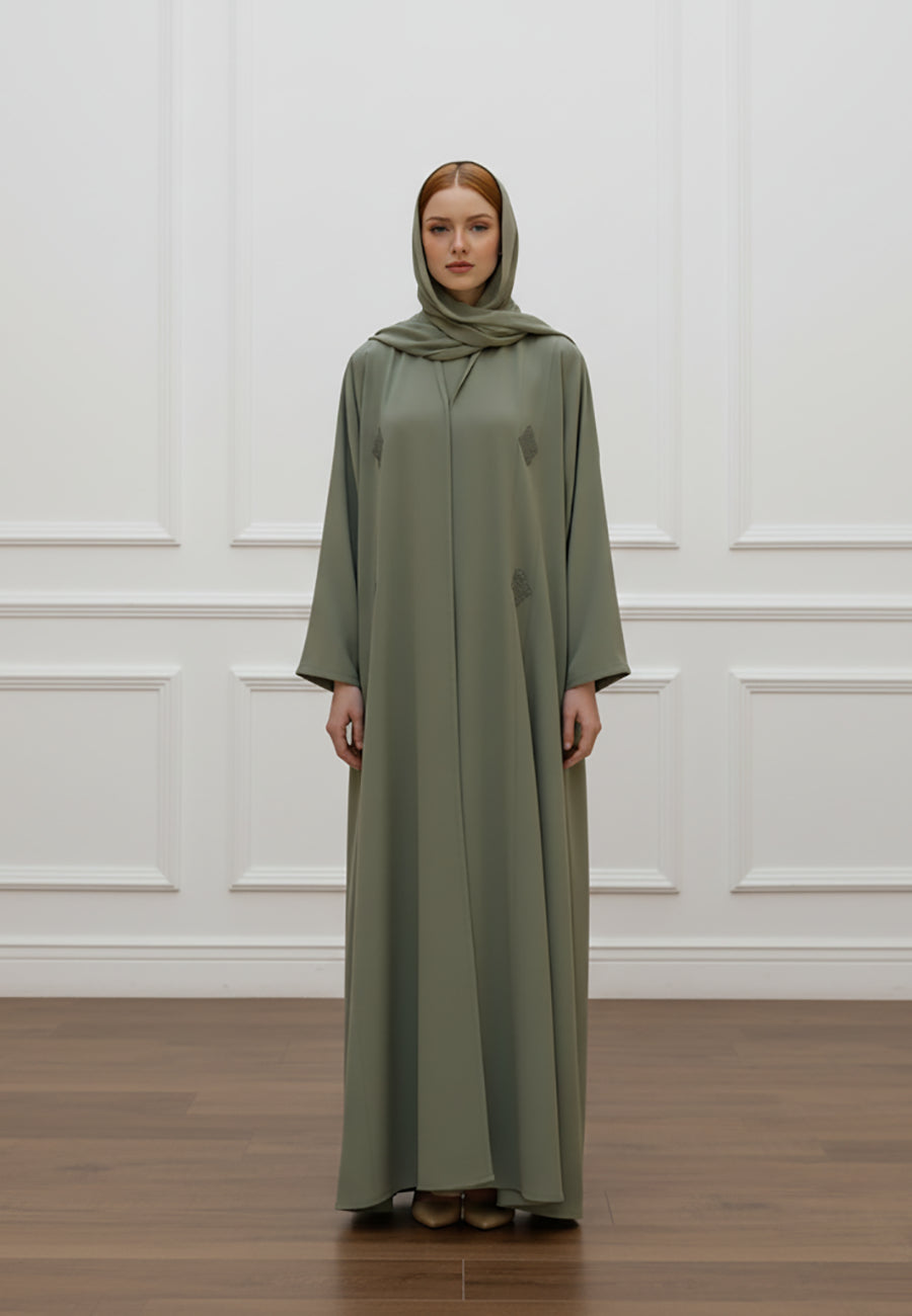 Luxurious-2-Piece-BarB-Crepe-Abaya-Set-|-Matching-Inner-Dress-&-Hijab-Included-2P819