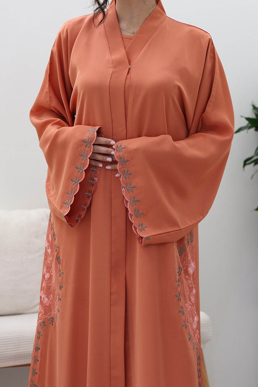 Wholesale-Abaya-Nukhbaa-made-in-Dubai-abaya-Box-of-12-Abayas-WS-767