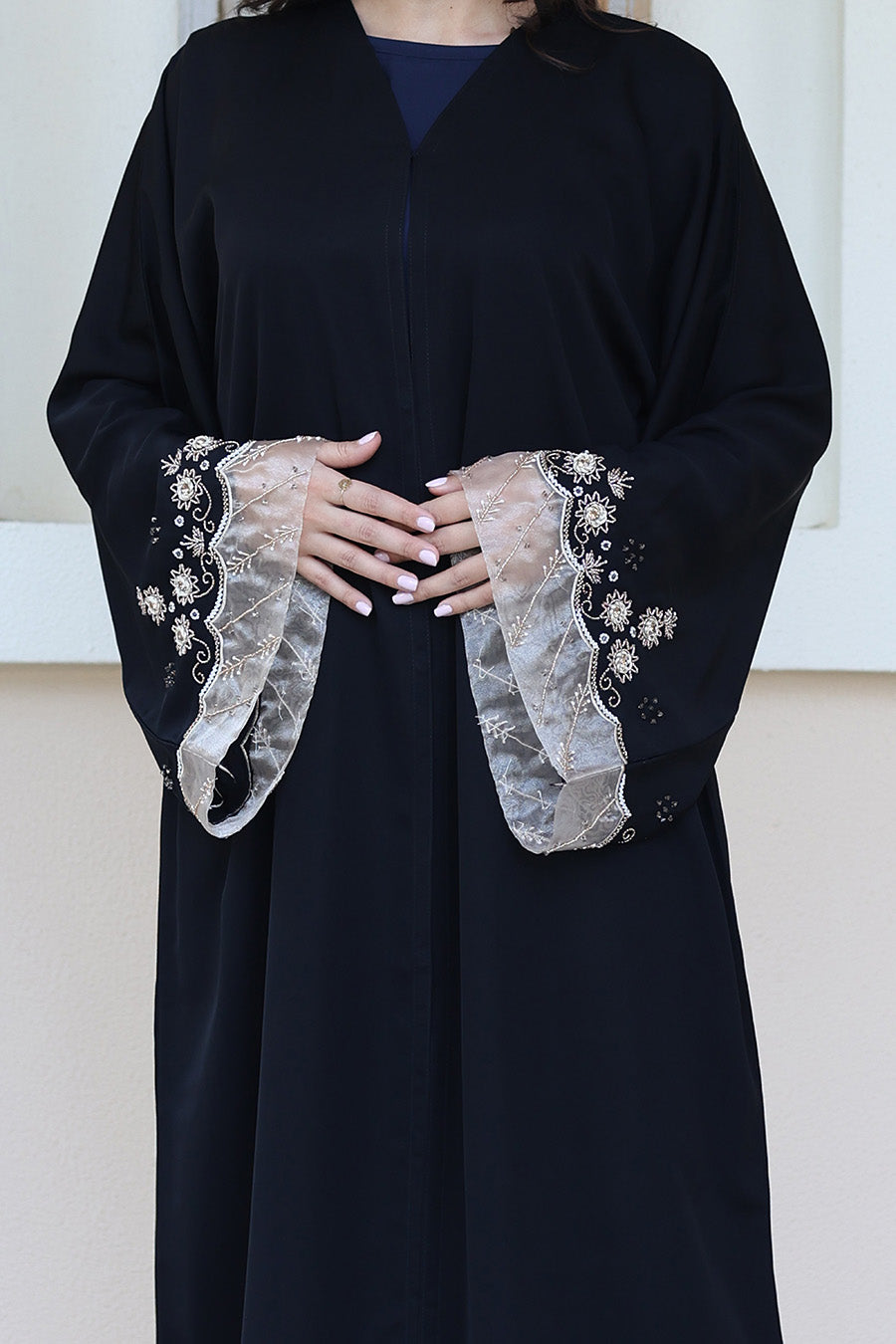 Timeless-elegance-black-abaya-778