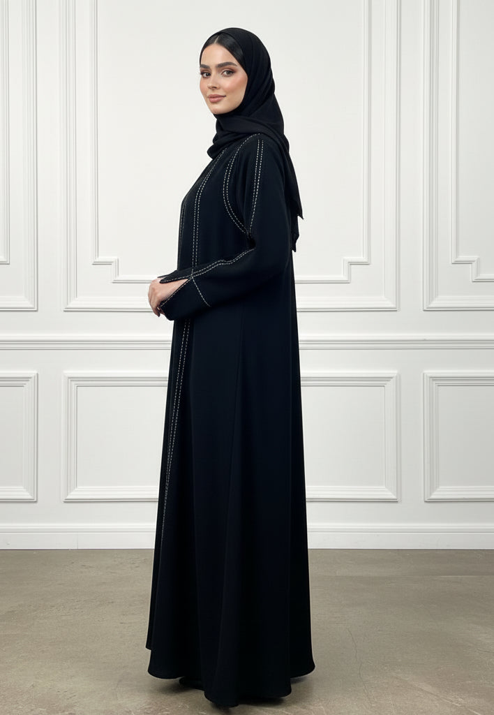 Elegance-in-Linear-Contrast-903