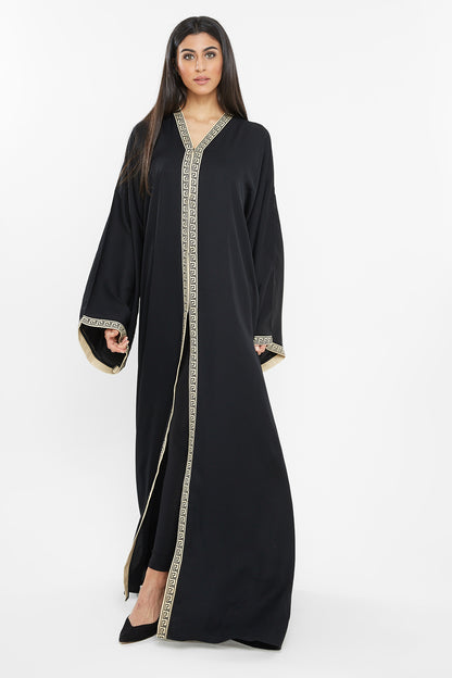 Black-Lace-Abaya-reimagines-classic-modesty-with-a-whisper-of-modern-sophistication.-AJ103A