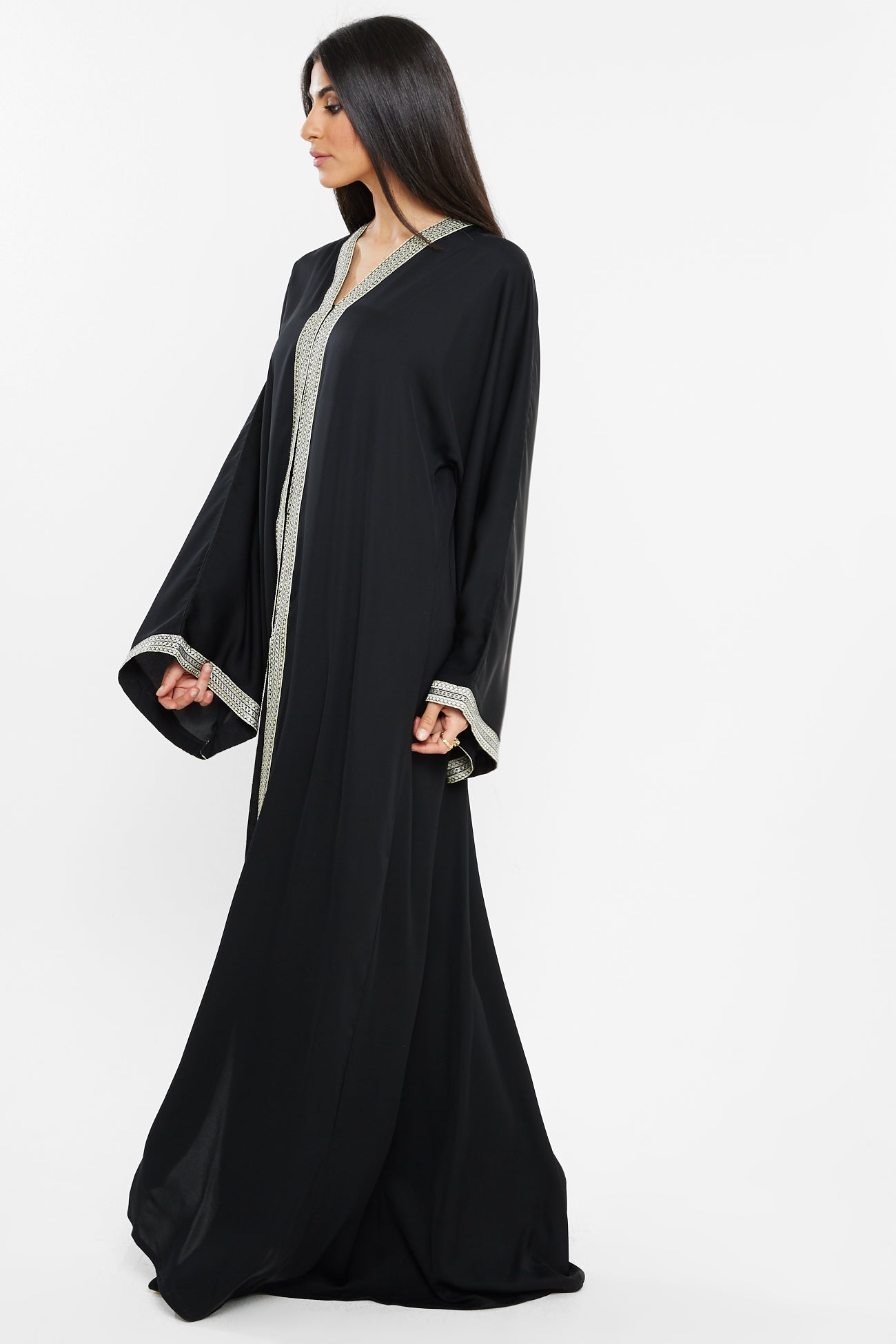 Black-classic-Abaya-AJ123A