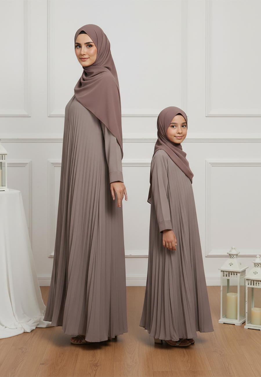 The Soraya Mother & Daughter Abaya: Pleated Perfection-N230AMD
