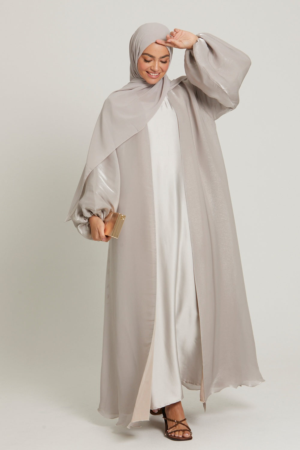 Wholesale-Abaya-Nukhbaa-made-in-Dubai-abaya-Box-of-12-Abayas-WS-N231A