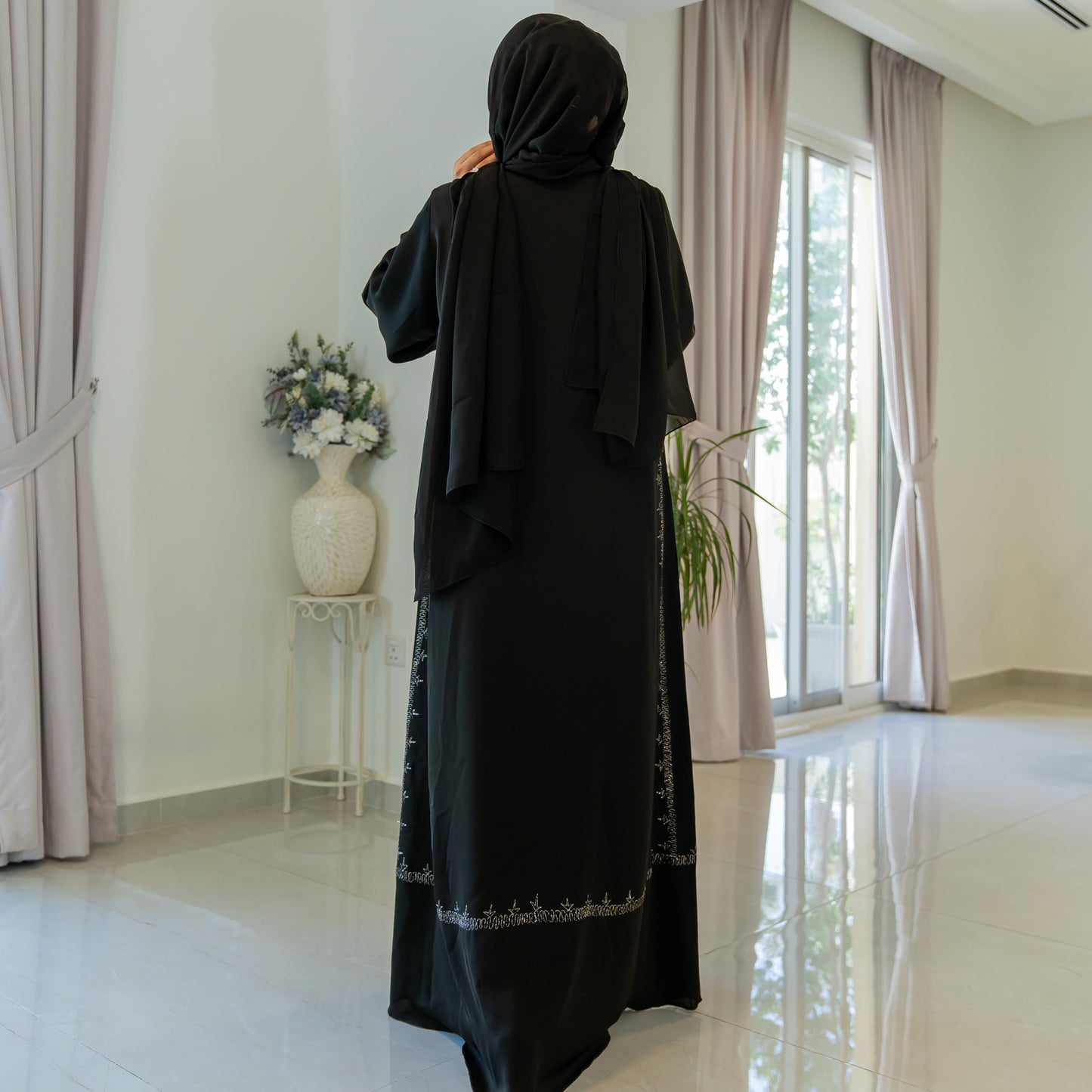 Nukhbaa Premium Abaya