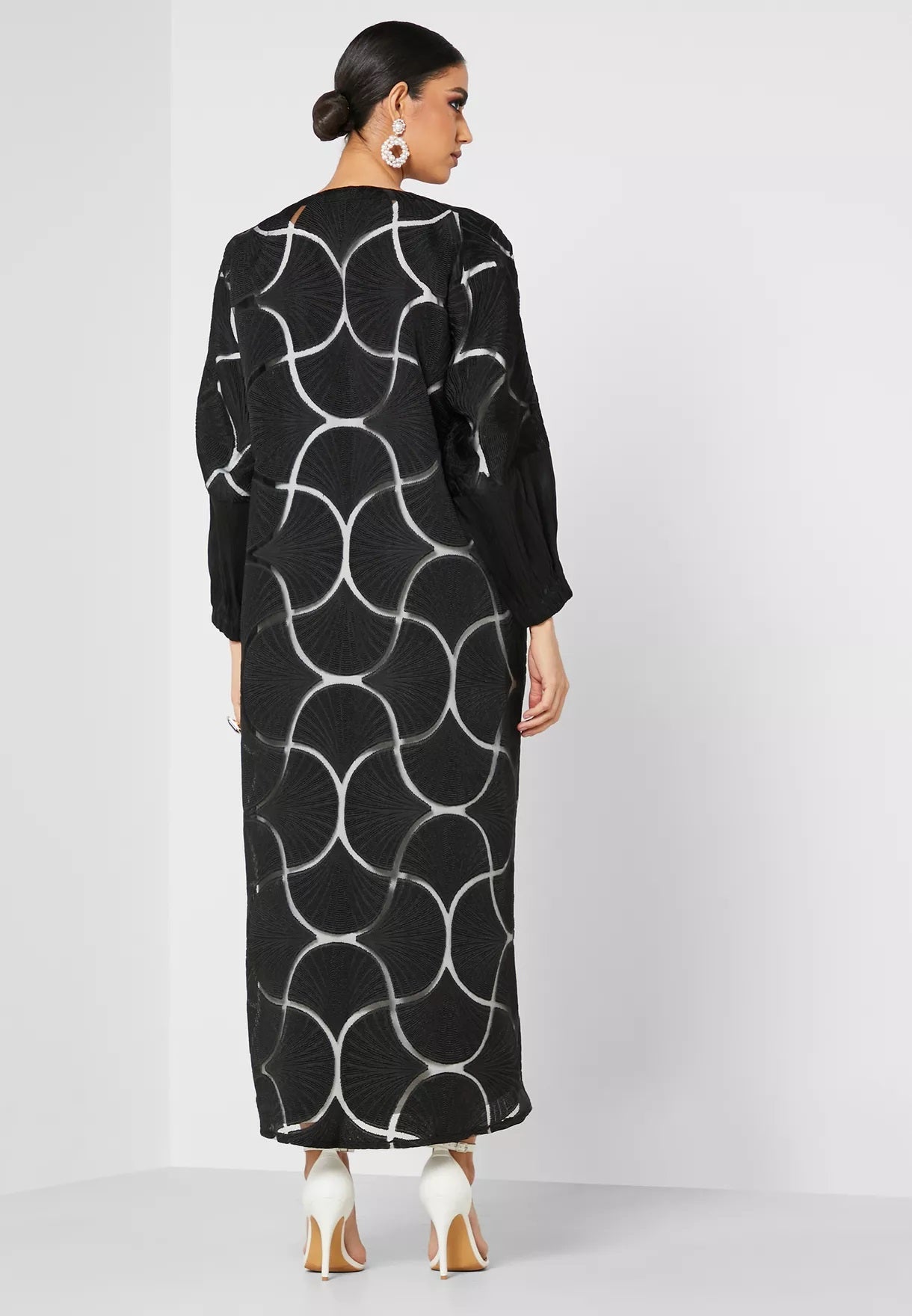 Abaya-SHAJS5237